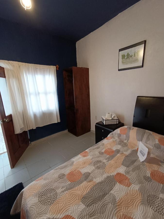 Casa Petirrojo - Habitaciones En Pátzcuaro Eksteriør bilde